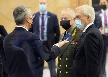 Dialogan Rusia y EU sobre crisis de Ucrania