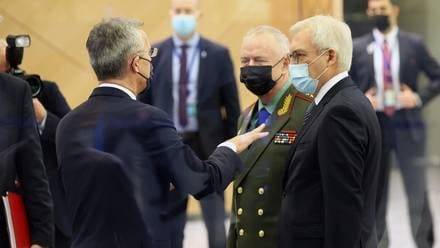 Dialogan Rusia y EU sobre crisis de Ucrania