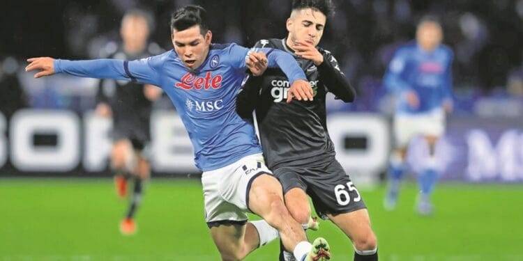 Prensa italiana explota contra Chucky Lozano