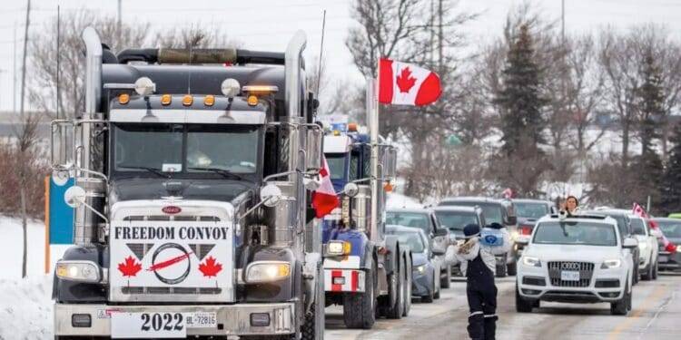Estados Unidos ofrece ayuda a Canadá para acabar con el ‘convoy de la libertad’