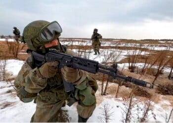 Senado autoriza a Vladimir Putin usar su fuerza militar fuera de Rusia