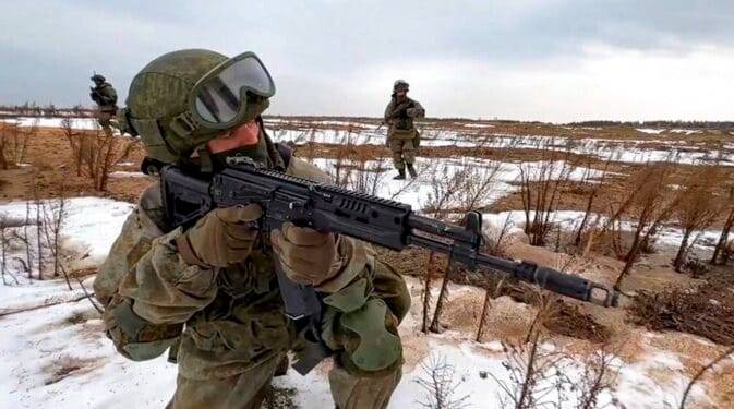 Senado autoriza a Vladimir Putin usar su fuerza militar fuera de Rusia