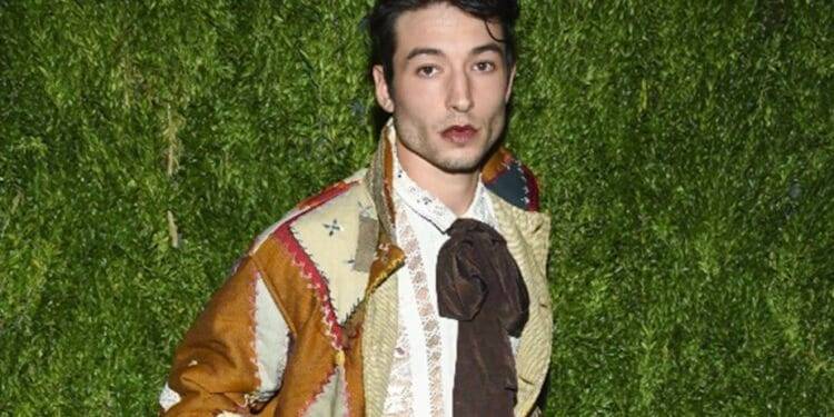Ezra Miller, actor de «The Flash», es arrestado tras alterar el orden en un bar