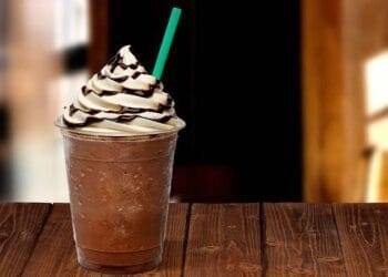Starbucks pide a cafeterías retirar la palabra “frapuccino” de su menú