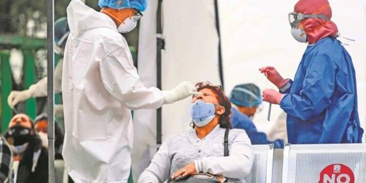 Alertan de riesgos en la quinta ola de Covid