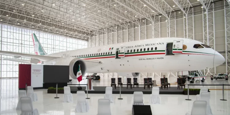 Avión presidencial es ofrecido por AMLO a Argentina