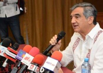 Américo Villarreal asegura que García Cabeza de Vaca busca reformas para limitar su gobierno