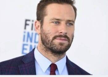 Armie Hammer, quebrado y trabajando en un hotel tras ser acusado de canibalismo