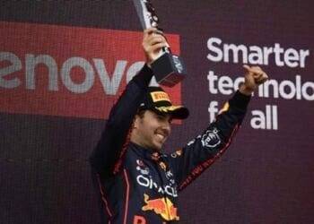 Prensa internacional destacó la actuación de Checo Pérez en el GP de Gran Bretaña