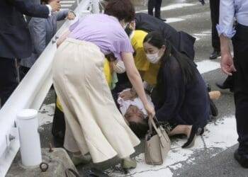 El ex primer ministro japonés Shinzo Abe fue asesinado de un disparo