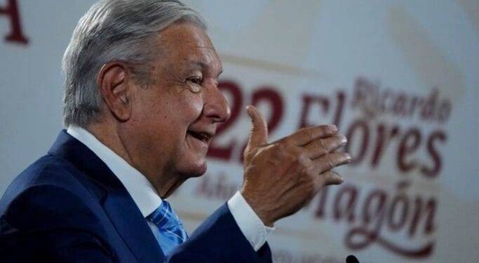 Colapso de mina en Coahuila: AMLO llega al lugar para supervisar labores de rescate