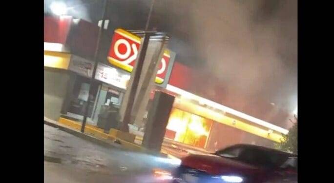 Quema de comercios y autos en Guanajuato y Jalisco fue por detención de líderes criminales: AMLO