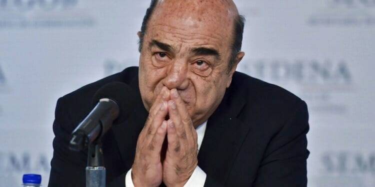 Vinculan a proceso a Jesús Murillo Karam por 3 delitos en caso Ayotzinapa