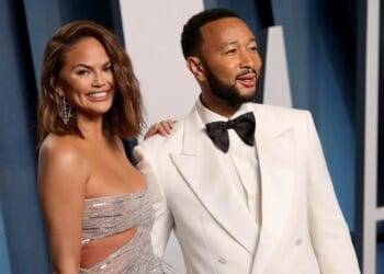 Chrissy Teigen y John Legend esperan otro bebé