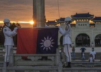 China dispara 11 misiles cerca de Taiwán, la mayor prueba de este tipo en décadas