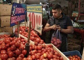 Inflación ‘se dispara’ a 8.7% en agosto, su nivel más alto en 22 años