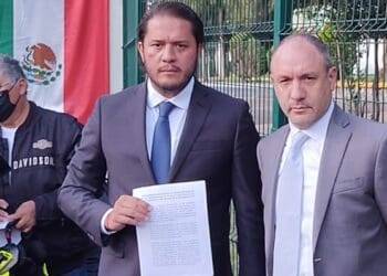 Abogados de militares tunden a Encinas por “manipular” informe de caso Ayotzinapa