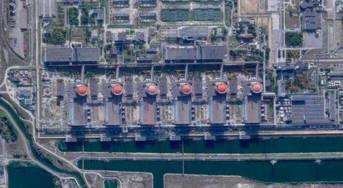 Putin alerta a Macron de riesgo en Zaporiyia por ataques de Kiev