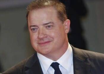 Brendan Fraser rompe en llanto tras ser ovacionado en Venecia