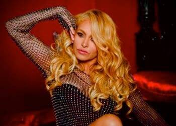 Paulina Rubio ignora al “circo romano”; “eso es un fotomontaje”, dice