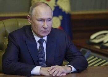 Putin confirma ‘ataque masivo’ contra Ucrania; amenaza con ‘dura’ respuesta al ‘terrorismo’