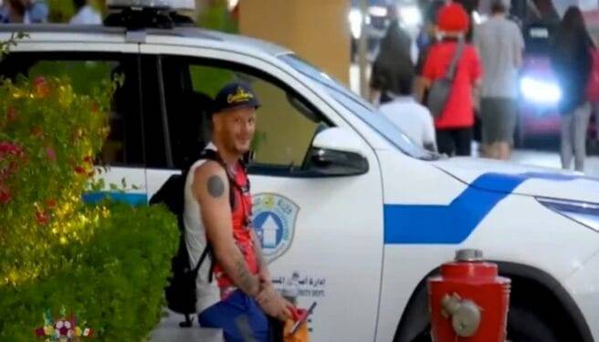 Facundo es detenido en Qatar por hacerle de limpiaparabrisas