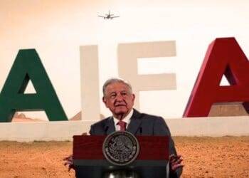 ‘Por amistad y diplomacia’, AMLO pide a Joe Biden aterrizar en el AIFA