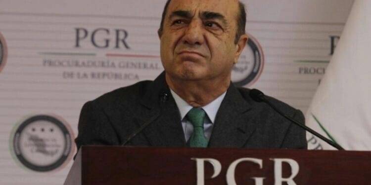 Niega juez prisión domiciliaria a Jesús Murillo Karam