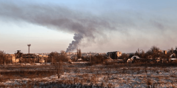 Ucrania dice que las tropas resisten en el campo de batalla de Soledar