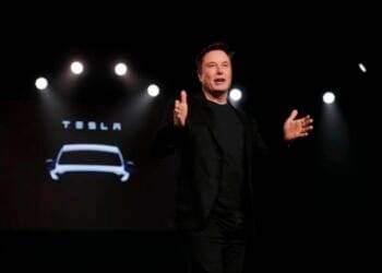 Las acciones de Tesla bajan más del 13 % tras cifras flojas de entregas