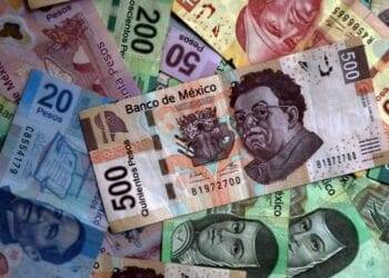El tipo de cambio se acerca al nivel psicológico de 18 pesos por dólar