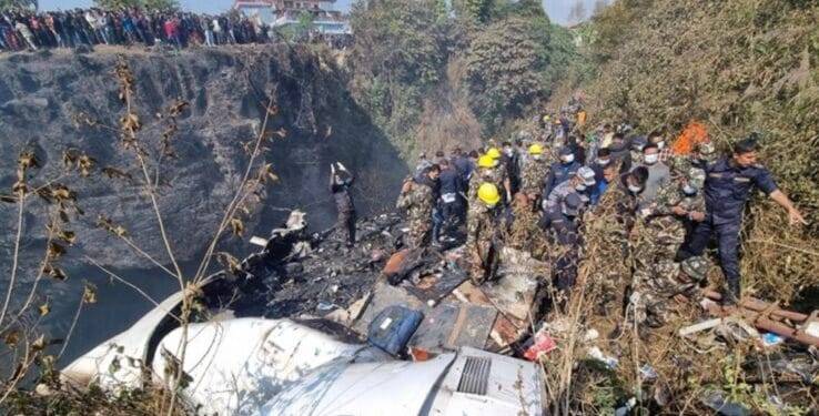 Así fue el avionazo que dejó casi 70 muertos en Nepal