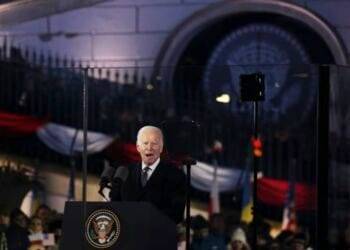 Biden ‘reta’ a Putin a casi un año de guerra en Ucrania: ‘Nunca ganará’