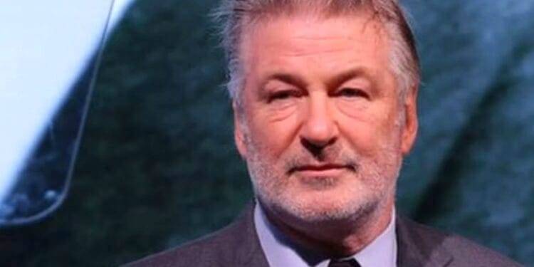 Alec Baldwin estaba «al teléfono» durante el entrenamiento de armas de fuego de la película «Rust»