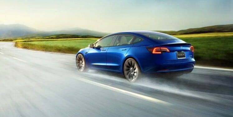 Cuánto cuesta el Tesla más barato en México