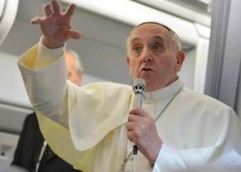 Papa Francisco celebra 10 años de pontificado con los cardenales y un podcast