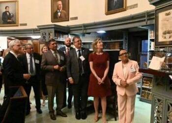 México, «principal aliado» de EU contra el fentanilo, dice Ebrard; llega equipo a Washington