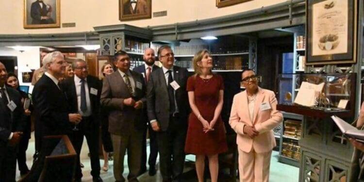 México, «principal aliado» de EU contra el fentanilo, dice Ebrard; llega equipo a Washington