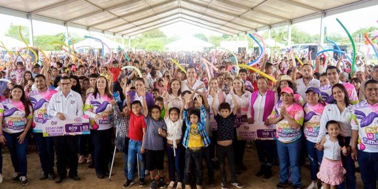 El Sistema DIF Tamaulipas celebra a las niñas y niños en Padilla