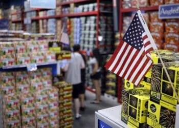 Fed anticipa una ‘leve recesión’ en EU hacia finales de este año