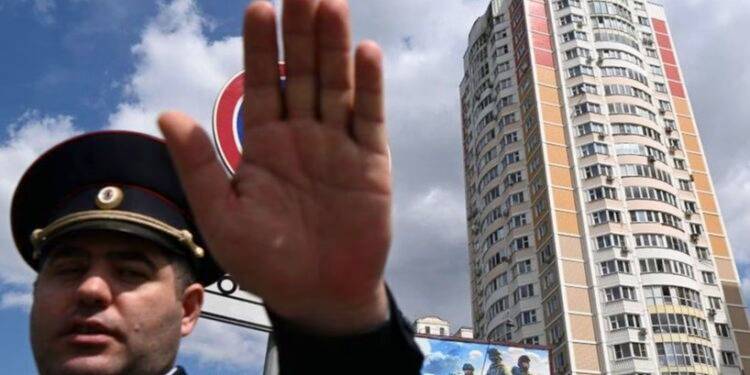 Moscú sufre ola de ataques con drones; Ucrania niega cualquier responsabilidad