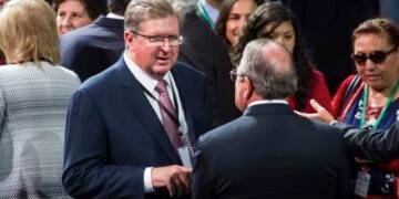 Quién es Germán Larrea, el poderoso empresario que se reunió con AMLO en Palacio Nacional