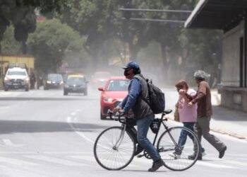 Puebla activa las clases en línea en 40 municipios; Salud aconseja el cubrebocas en 4 entidades