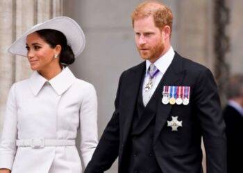 El príncipe Harry y Meghan, implicados en una «persecución en coche casi catastrófica» con un paparazzi en Nueva York