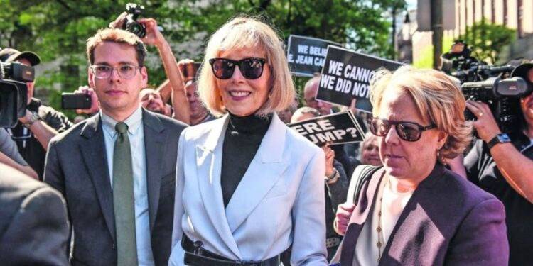 La mujer que venció al exmandatario en juicio