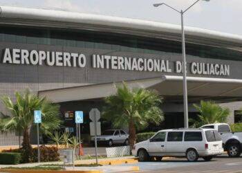 Lleva 3 días sin operar el aeropuerto de Culiacán por bloqueo de productores de maíz