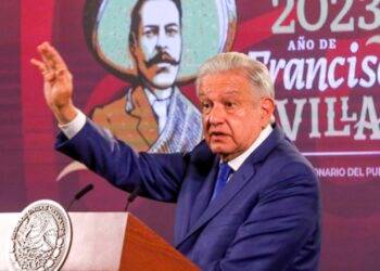 López Obrador asegura que selección de candidato de oposición ‘es una simulación’