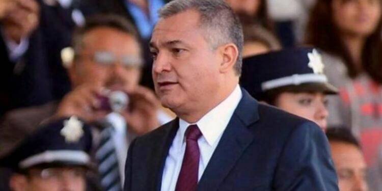 Genaro García Luna seguirá en prisión; aplazan fecha para dictarle sentencia