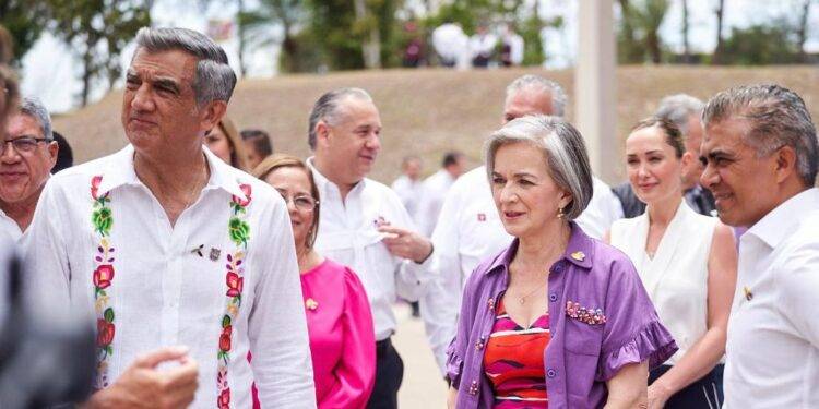 El Gobernador y la Presidenta del DIF Tamaulipas visitan al albergue Nuestra Casita en Altamira