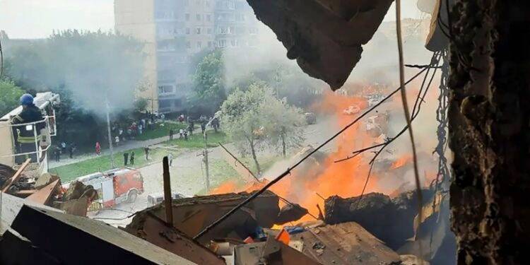 Ataque ruso contra Krivi Rig deja ya 6 muertos y 75 heridos